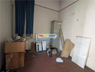 Unirii Cantemir vila P+2 ,210 mp utili, 8 camere teren 155 mp - foto 18