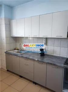 Apartament 3 camere nemobilat | Ideal Birouri | Renovat | 1 min Metrou - foto 3