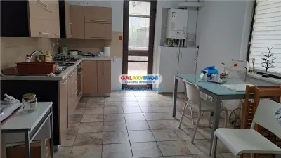 Vila foarte frumoasa langa  PALATUL si LACUL MOGOSOAIA - foto 13