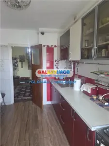 Vindem ap cu 4 camere central-Magnolia , etaj 2, mobilat si utilat - foto 3