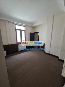 Vinden casa/pensiune in zona centrala Teilor D+P , 240 mp - foto 14