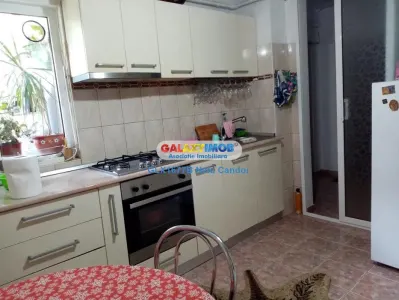 VANZARE APARTAMENT 3 CAMERE RAHOVA LIC. BOLINTINEANU - Bucuresti