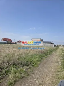 Vindem teren intravilan CC 620 mp in Calinesti - foto 4