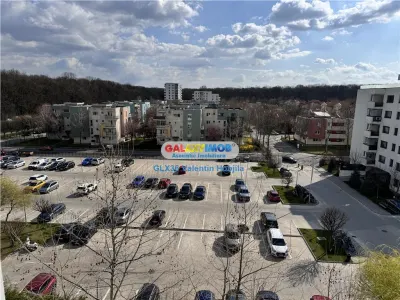 Vanzare apartament 3 camere mobilat partial Baneasa Greenfield padure - foto 2
