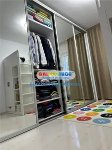 Apartament 3 camere, decomandat, renovat LUX, 2 bai, mobilat, Diham - foto 12