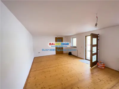 Casa saseasca Sanpetru restaurata total 2200 mp teren - foto 10