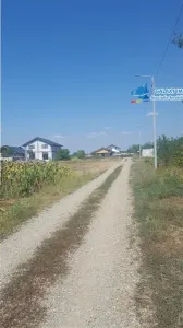 Vanzare ultimele  2 loturi teren   500  mp, Crevedia Manastirea - foto 7