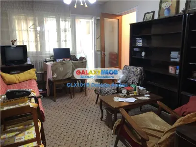 APARTAMENT 3 CAMERE -VANZARE -67000 EURO DRUMUL TABEREI STR.SIBIU - foto 3