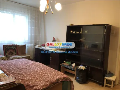 APARTAMENT 3 CAMERE -VANZARE -67000 EURO DRUMUL TABEREI STR.SIBIU - foto 7