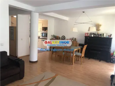 Inchiriere Vila 6 camere Baneasa Greenfield - Bucuresti