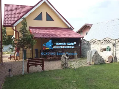 De vanzare proprietate de lux ;2 vile si teren 1900 mp BRADU - foto 2