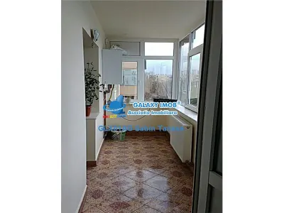 de inchiriat apartament cu 3 camere cf 1 dec Craiovei etaj2 - foto 3