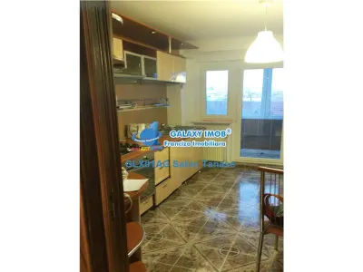 de inchiriat apartament ultracentral 5 camere la cheie - foto 2