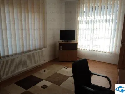 de inchiriat vila de lux langa Capitol - foto 7