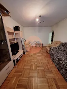 2 decomandate Piata Centrala etaj 1 - Galati