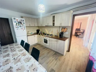 Casa cu 4 camere de vanzare in DUMBRAVITA - foto 9
