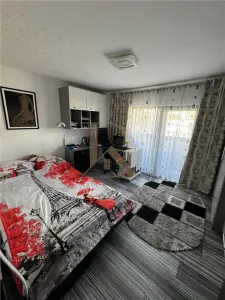 Copou - Casa Armatei , 4 camere , 108 mp , Garaj+Boxa in proprietate! - foto 5