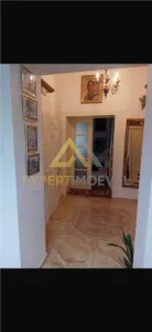 Casa boiereasca Centrul Vechi Baia Mare cu spatiu comercial la parter inchiriat cu 600 euro/luna - foto 4
