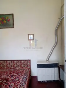Apartament Ultracentral 2 camere,47mp utili, la curte, imobil P+1 - foto 6