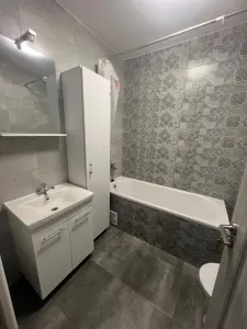 APARTAMENT DE VANZARE ISU BLOC NOU| 65MPU | DECOMANDAT | 105.000 EURO - foto 6