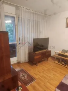 Apartament 2 camere Trapezului , decomandat. - foto 8