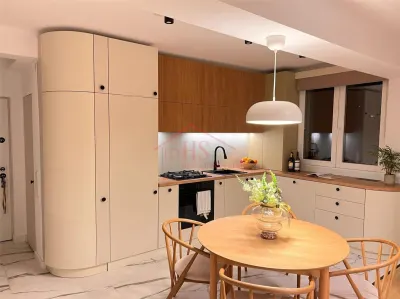 Ultracentral! Apartament 2 camere, deosebit, etaj intermediar. P-ta Mihai Viteazu - foto 5