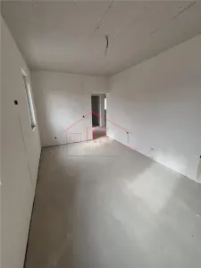 Casa individuala cu 6 camere  la intrare in Dezmir. - foto 23