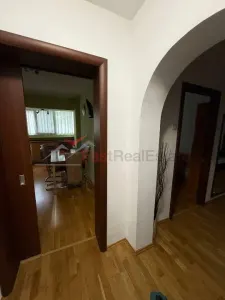 Apartament 3 camere decomandat - foto 12