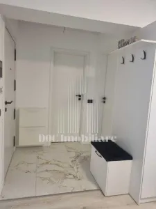 Inchiriere apartament 2 camere Aparatorii Patriei - foto 4