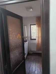 Apartament 2 camere Podu Ros - (sau schimb cu o camera + diferenta) Exclusivitate - foto 6