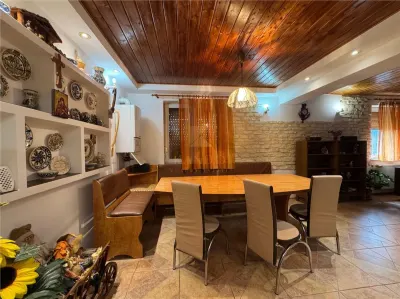 Refugiu de vis in Busteni – casa cocheta cu teren generos si priveliste spectaculoasa - foto 10