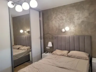 Apartament cu 4 camere utilat și mobilat premium de vânzare - foto 7