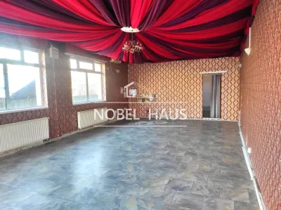 Spatiu comercial si teren intravilan 500 mp, Barlad, str Republicii - foto 2