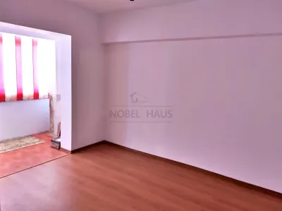 Apartament 3 camere, decomandat, etajul 3, Zona Gura Leului - foto 8