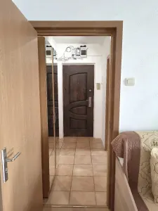 Apartament 2 camere zona Grivitei,renovat 80000 Euro - foto 6