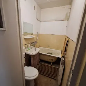 Apartament 2 camere Florilor ,fara imbunatatiri 64000 Euro - foto 6