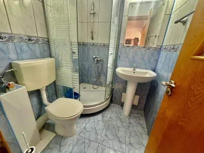 Inchiriere apartamnet 4 camere Ploiesti,  centrala proprie,zona Cantacuzino - foto 6