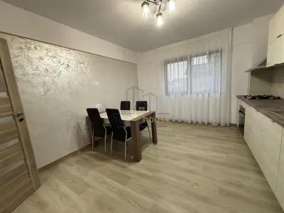 Inchiriere apartament 3 camere Ploiesti, zona Albert - foto 12