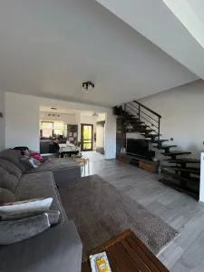 Casa tip duplex Sanpetru,lux,mobilata.210000 Euro - foto 4