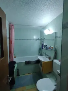Apartament cu 3 camere Racadau decomandat ,178500 Euro - foto 6