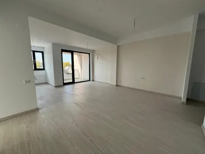 Inchiriere  apartament 2 camere bloc nou, Ploiesti, zona Bulevard - foto 9