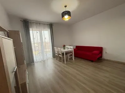 Inchiriere apartament 2 camere, bloc nou, zona Centrala - foto 2