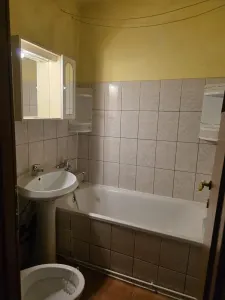 2 camere Gemenii semidecomandat, parter 72500 Euro - foto 6