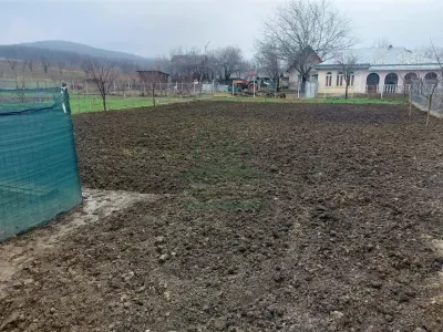 Casa 4 camere Voinesti Iasi  + 820 mp teren - foto 9