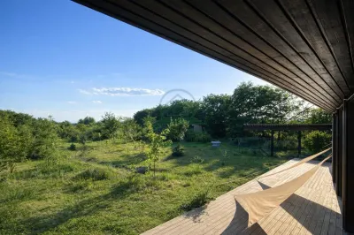 Casa Poiana cu Cetate Iasi + 2800 mp teren - foto 13