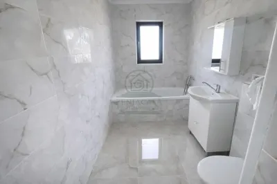 Casa Lunca cetatuii Iasi, 3 camere , la cheie - foto 5