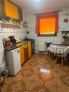 Apartament 3 camere circular Astra,mobilat,parcare,130000 Euro - foto 7