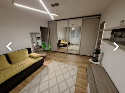 2 CAMERE CENTRUL CIVIC - Brasov