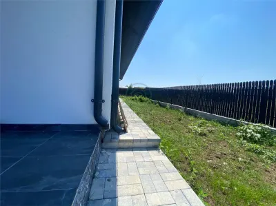 Casa 4 camere Valea Ursului Vorovesti, 500 mp teren - foto 12