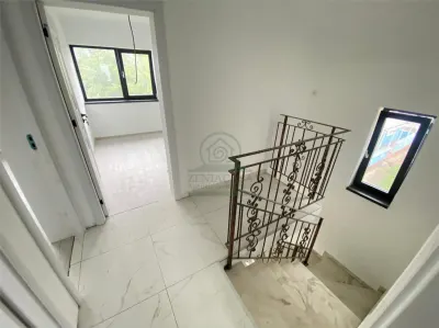 Casa de vanzare 4 camere Holboca Dancu/600 mp teren/CANALIZARE - foto 10
